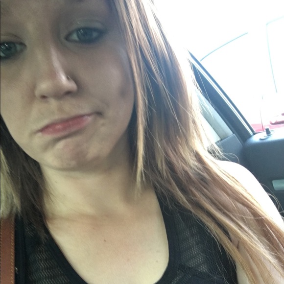 Meet your Posher, Kelly - Picture 1 of 1